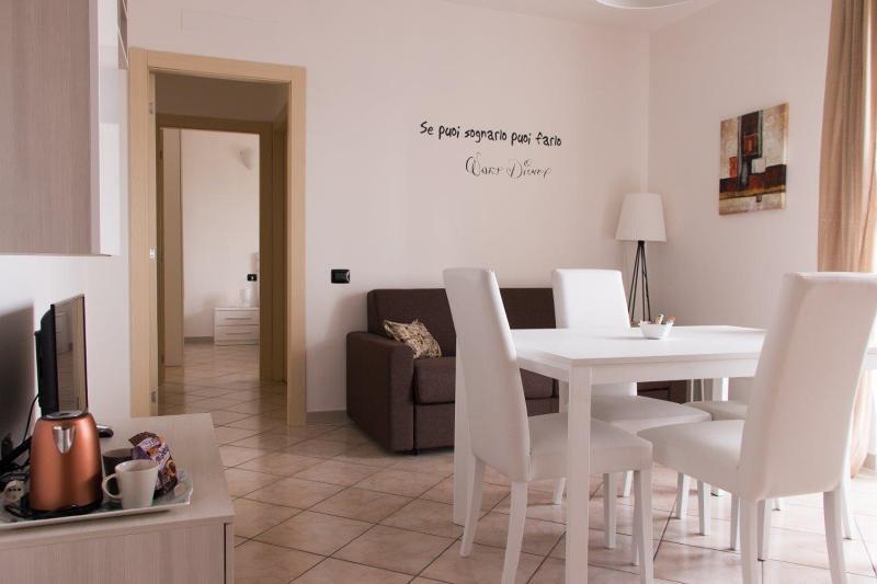 Hq Aparthotel Milano Inn - Smart Suites Cinisello Balsamo Εξωτερικό φωτογραφία