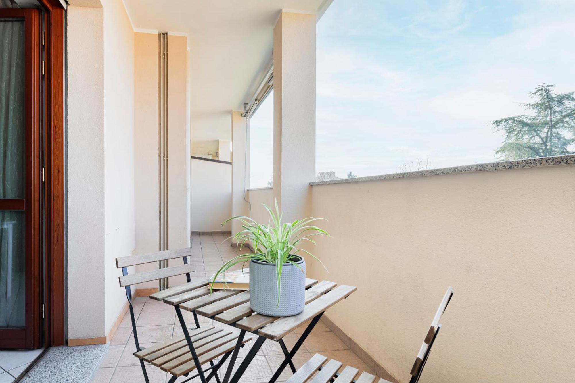 Hq Aparthotel Milano Inn - Smart Suites Cinisello Balsamo Εξωτερικό φωτογραφία