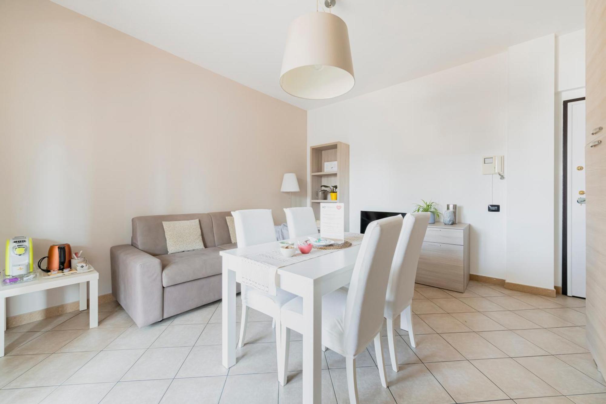 Hq Aparthotel Milano Inn - Smart Suites Cinisello Balsamo Εξωτερικό φωτογραφία