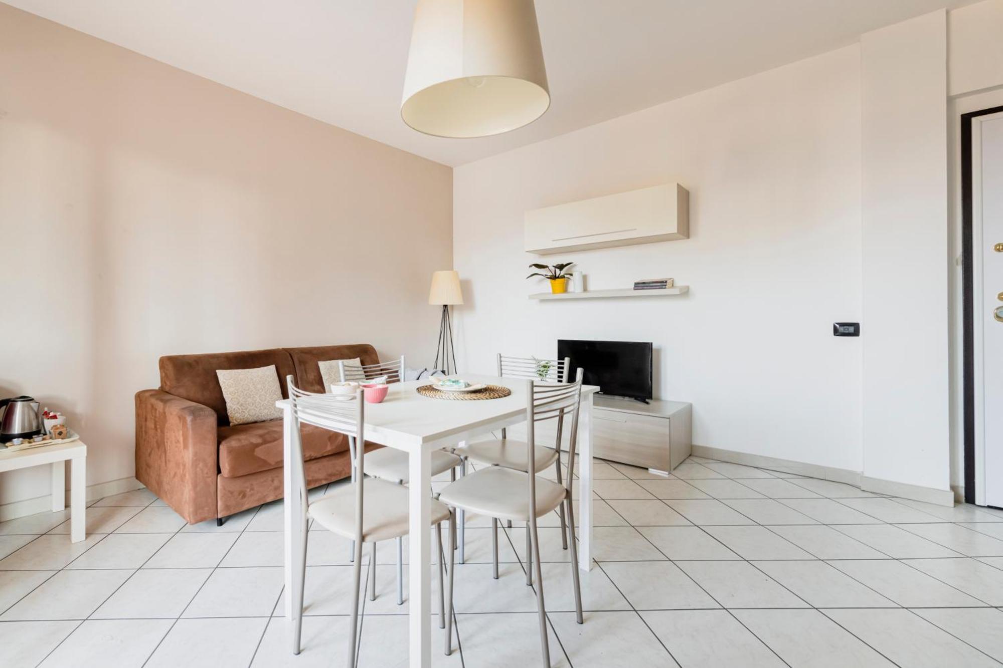 Hq Aparthotel Milano Inn - Smart Suites Cinisello Balsamo Εξωτερικό φωτογραφία